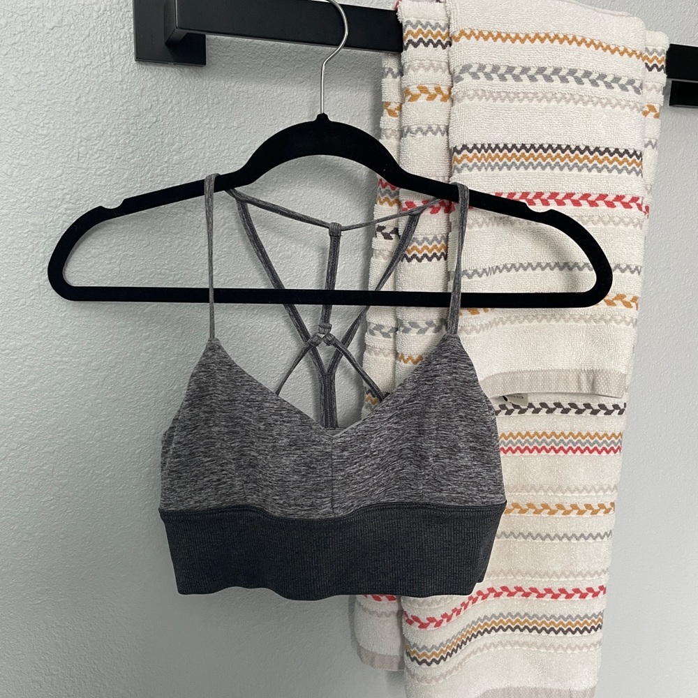 ALO Yoga Gray Sports Bra